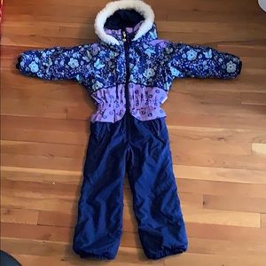 Obermeyer Girls size 5 snow suit